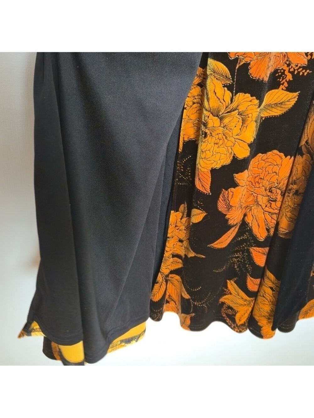 LENA Dress Full-Wrap Women NWT Black Gold Long Sleeve Floral Fall Festive Small - Picture 10 of 14